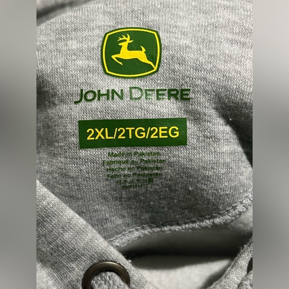NWT- John Deere Hoodie- Build Indiana State Outline SIZE: 2XL COLOR: Gray - Picture 6 of 7